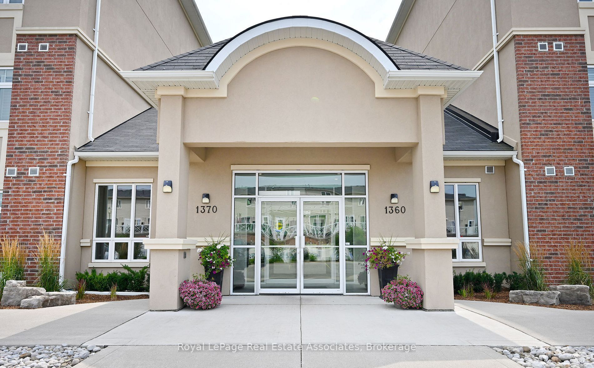1370 Costigan Road 209, Milton, ON L9T 8X7 photo 3