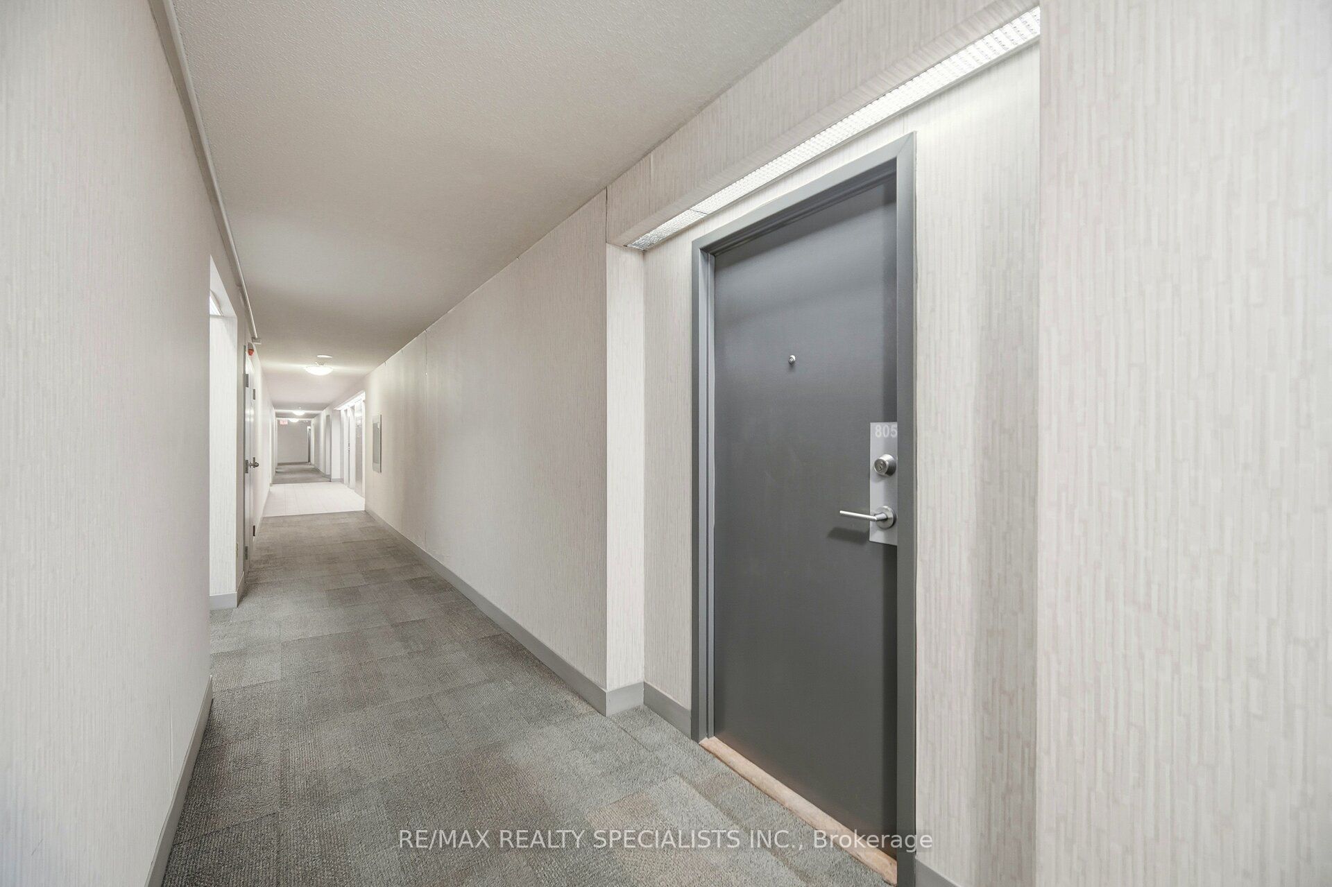 5 Rowntree Road N 805, Toronto, ON M9V 5G9 photo 5
