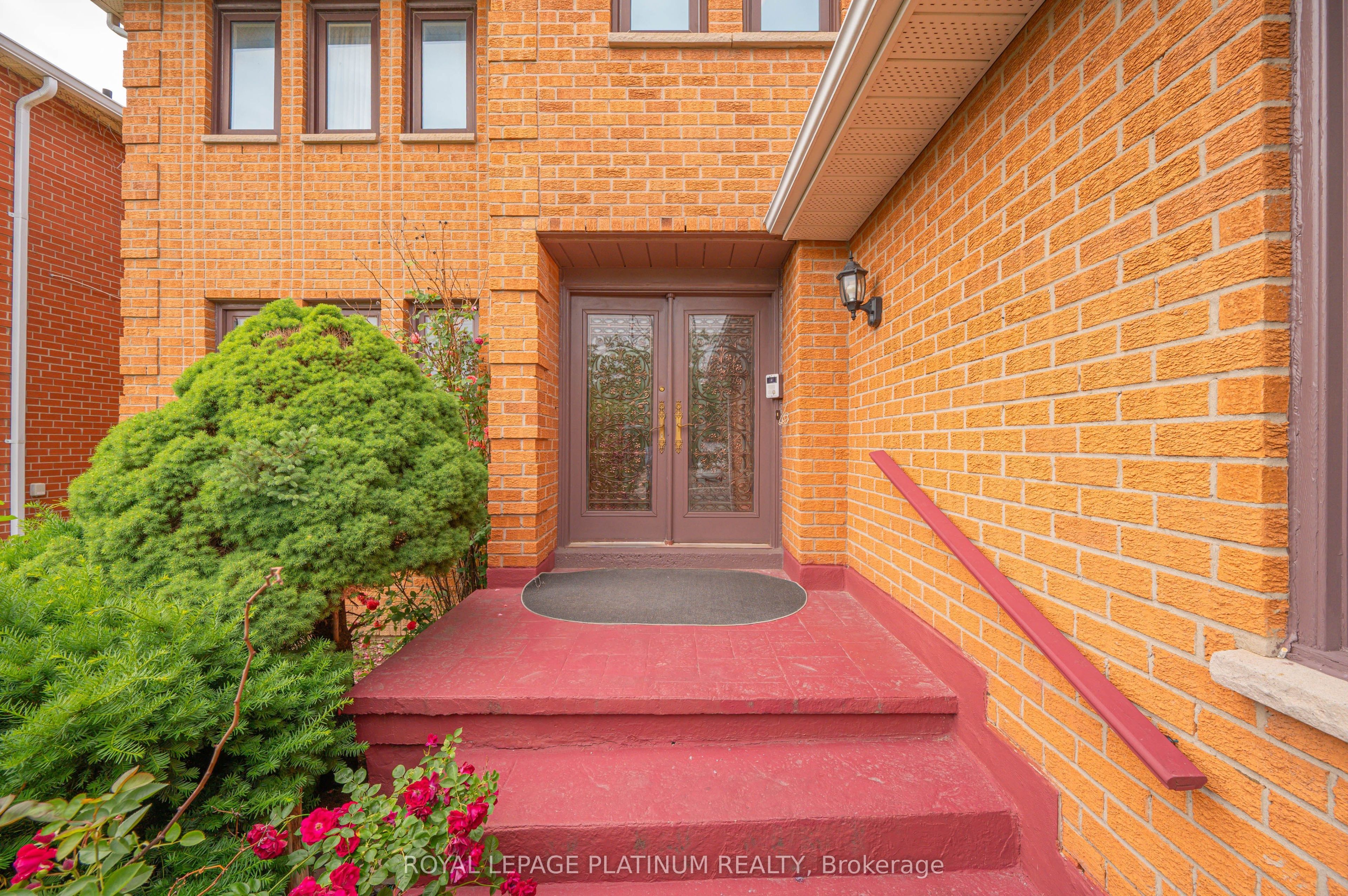 12 O'hara Place, Brampton, ON L6Y 3R9 photo 4