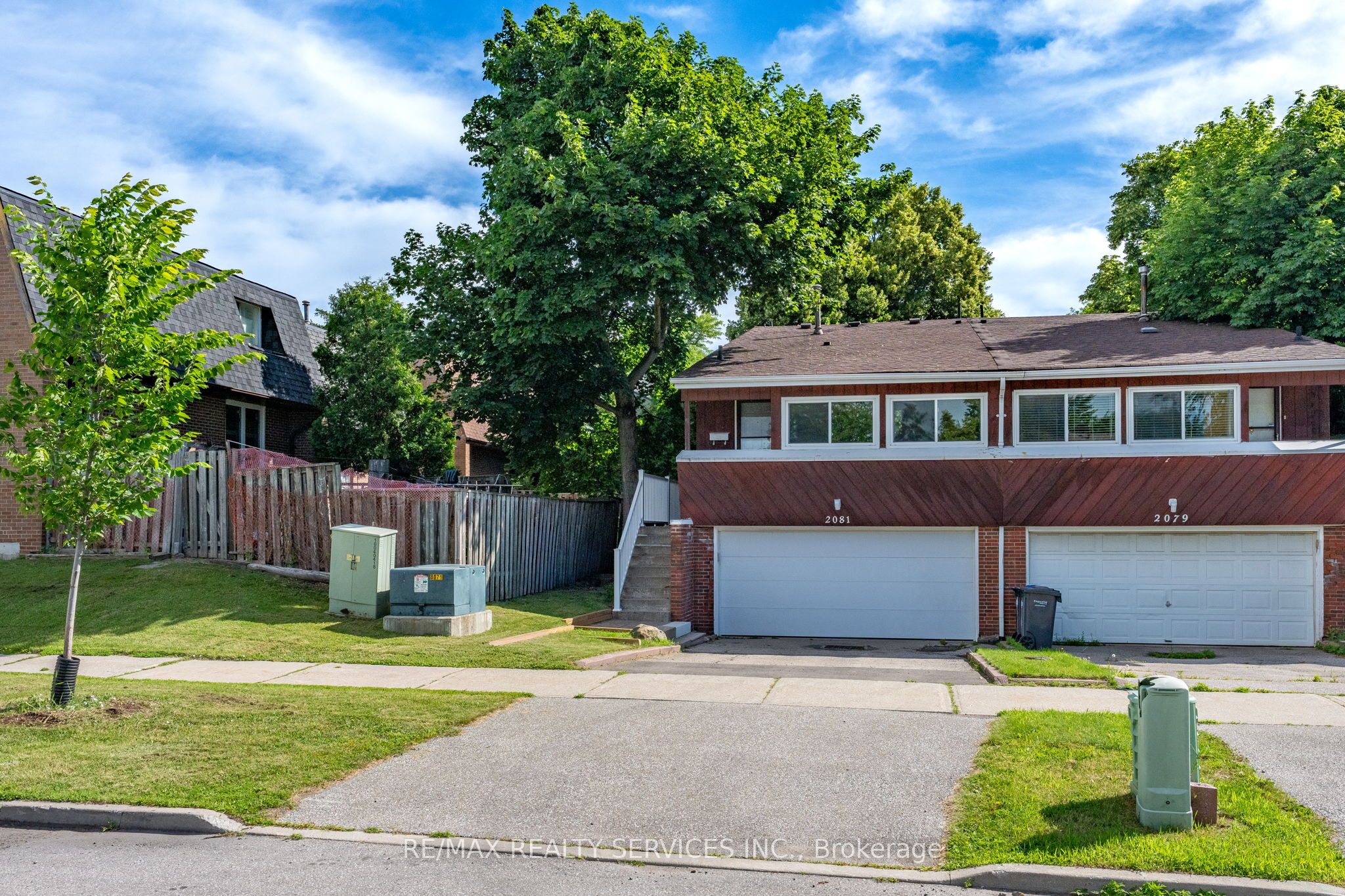 2081 South Millway, Mississauga, ON L5L 1R4 photo 2