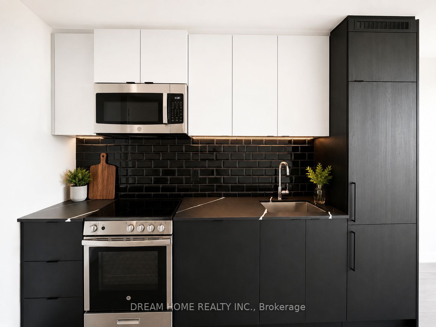 285 Dufferin Street 810, Toronto, ON M6K 0J2 photo 2