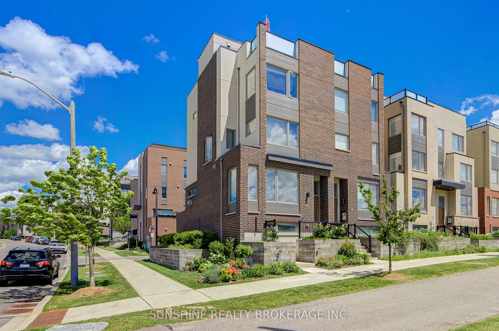 143 Stanley Greene Boulevard, Toronto, ON M3K 0A5 photo 2