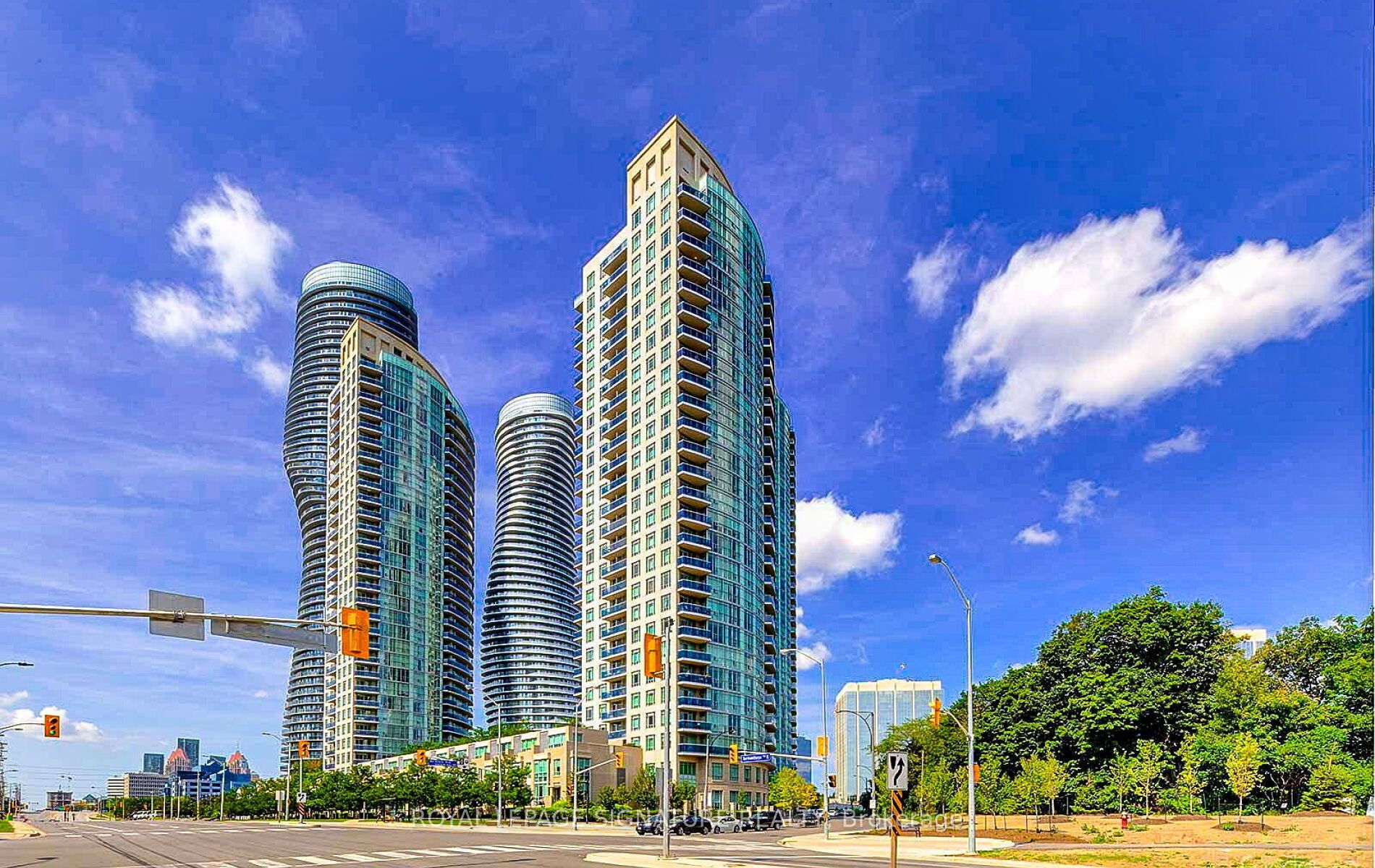 90 Absolute Avenue 1301, Mississauga, ON L4Z 0A3 photo 2