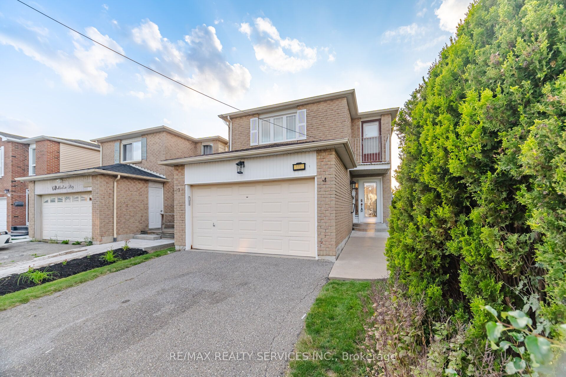 172 MORTON Way, Brampton, ON L6Y 2P8 photo 3