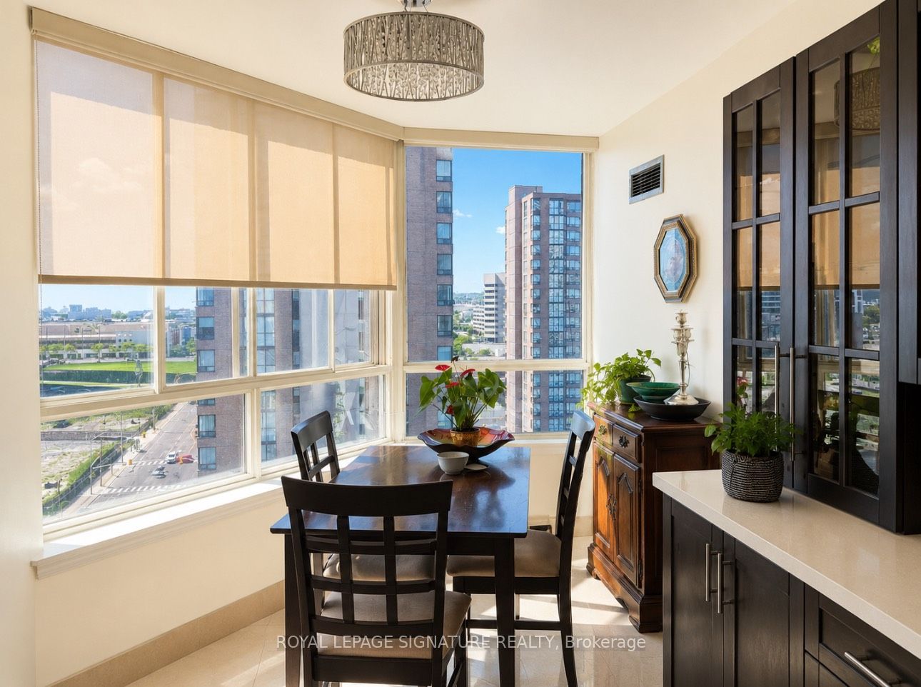 3605 Kariya Drive 1609, Mississauga, ON L5B 3J4 photo 4