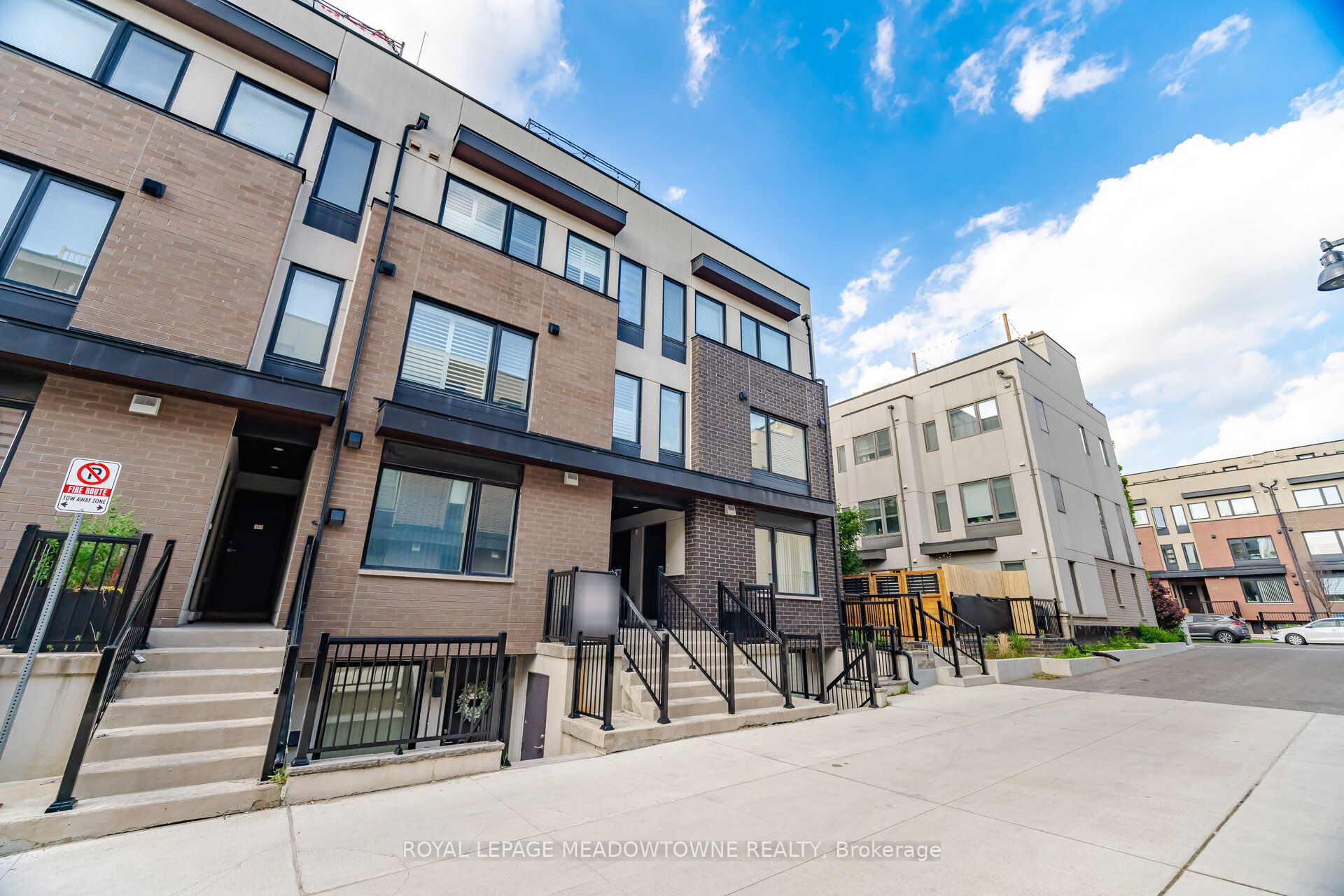 146 William Duncan Road 12, Toronto, ON M3K 0B5 photo 3