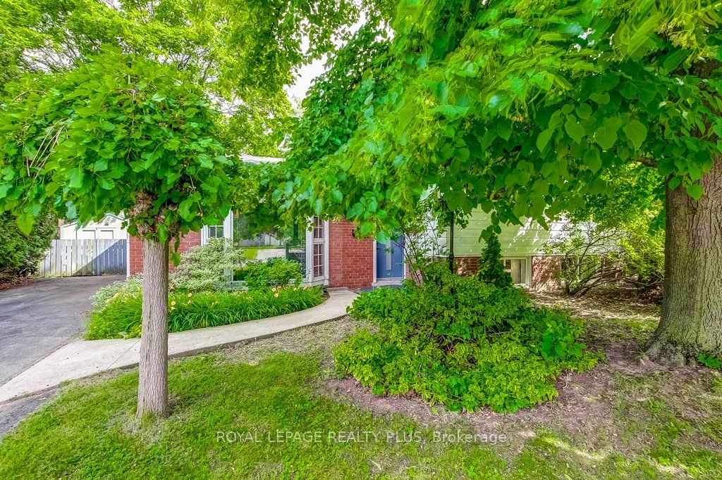 5322 Windermere Drive, Burlington, ON L7L 3M1 photo 3