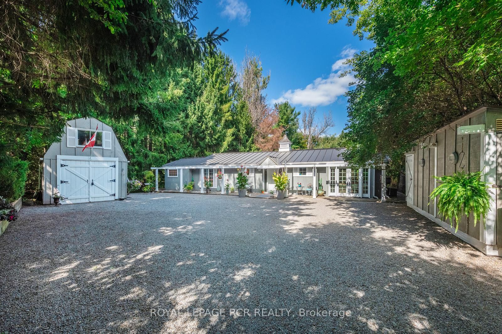 114 Kennedy Road, Caledon, ON L7C 2A7 photo 2