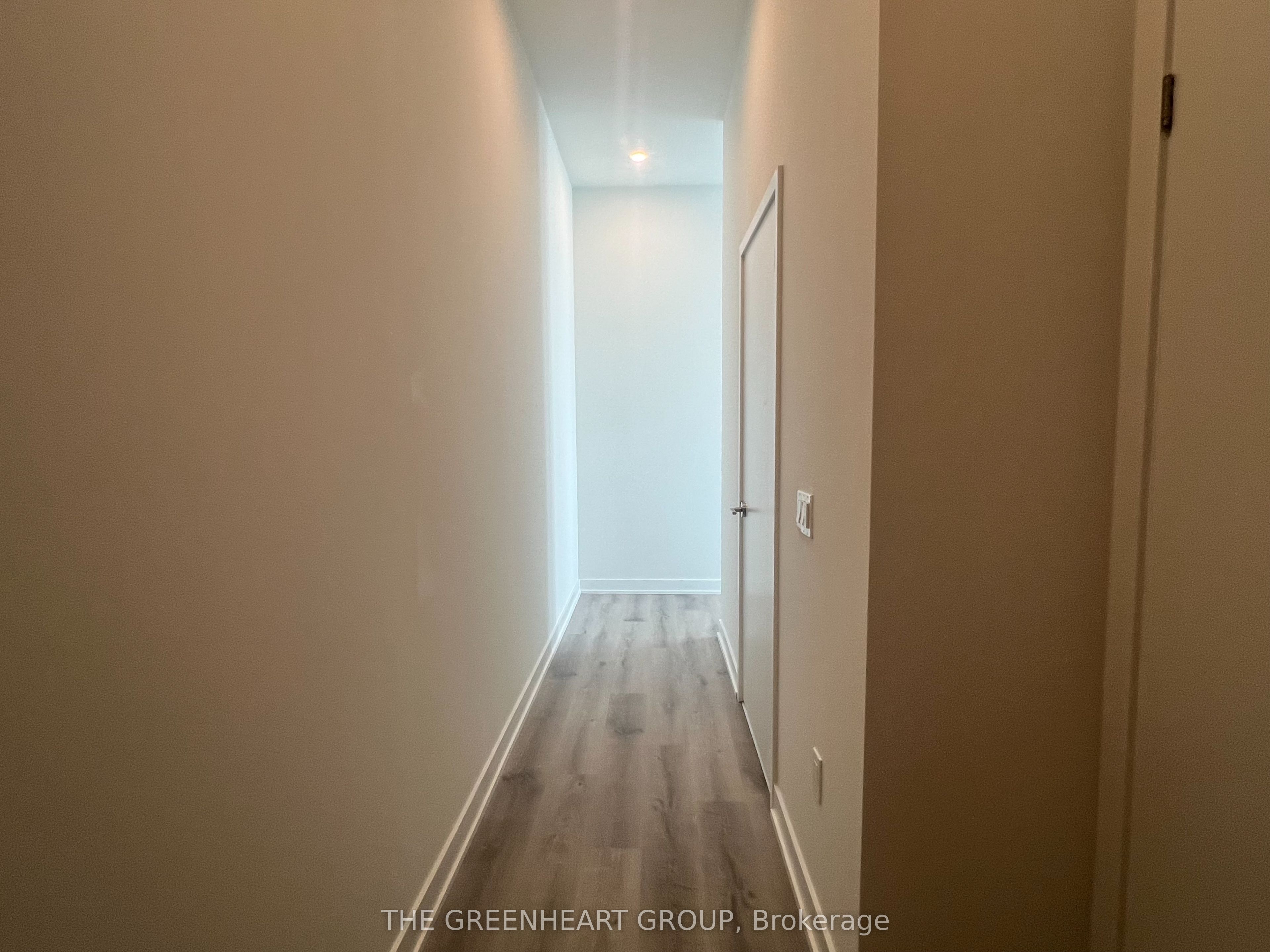 1 Fairview Road E 3211, Mississauga, ON L5A 4C6 photo 5