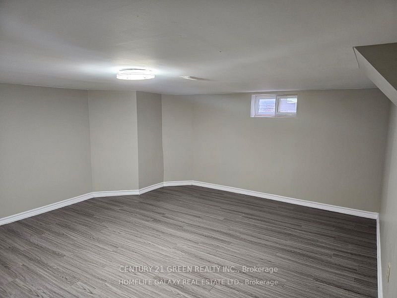 4044 Colonial Drive Basement, Mississauga, ON L5L 4K2 photo 2