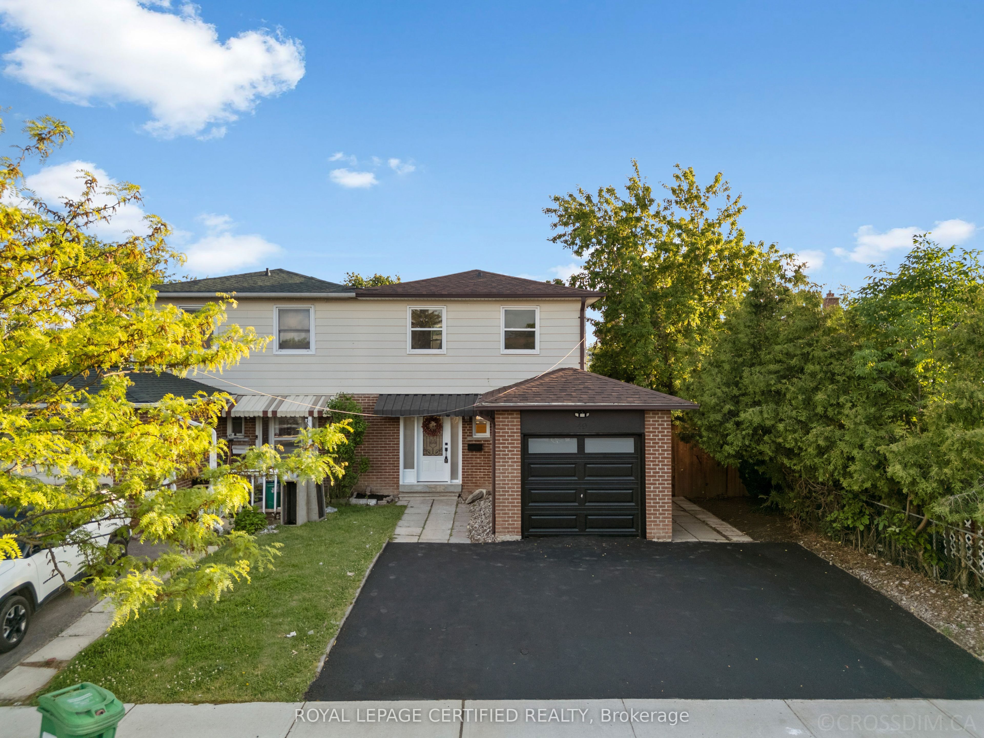 49 Skegby Road, Brampton, ON L6V 2T8 photo 2