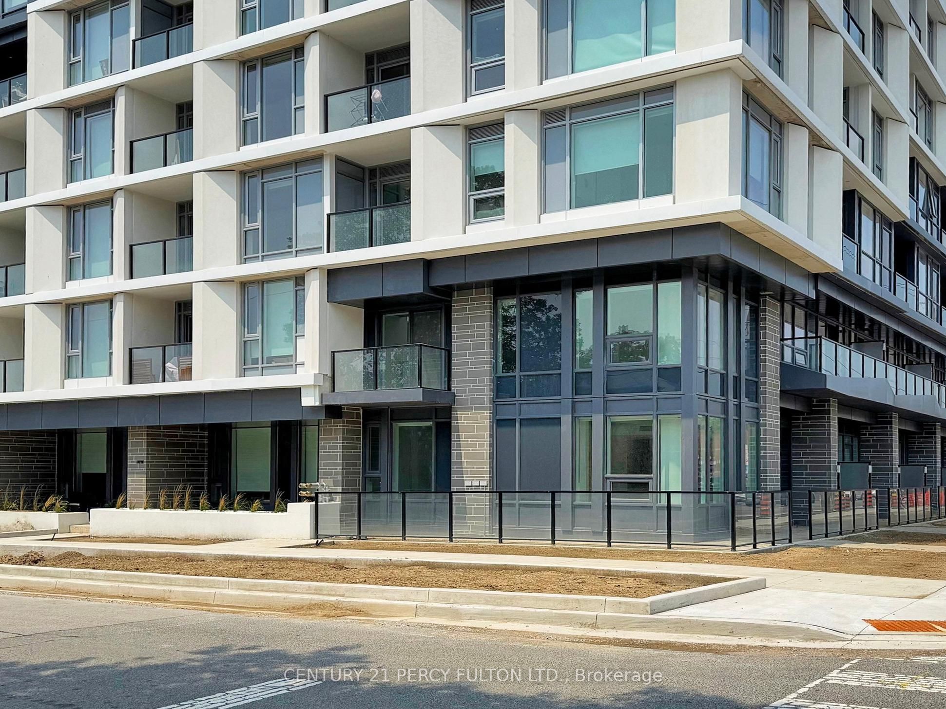 556 Marlee Avenue 105, Toronto, ON M6B 0B1 photo 2