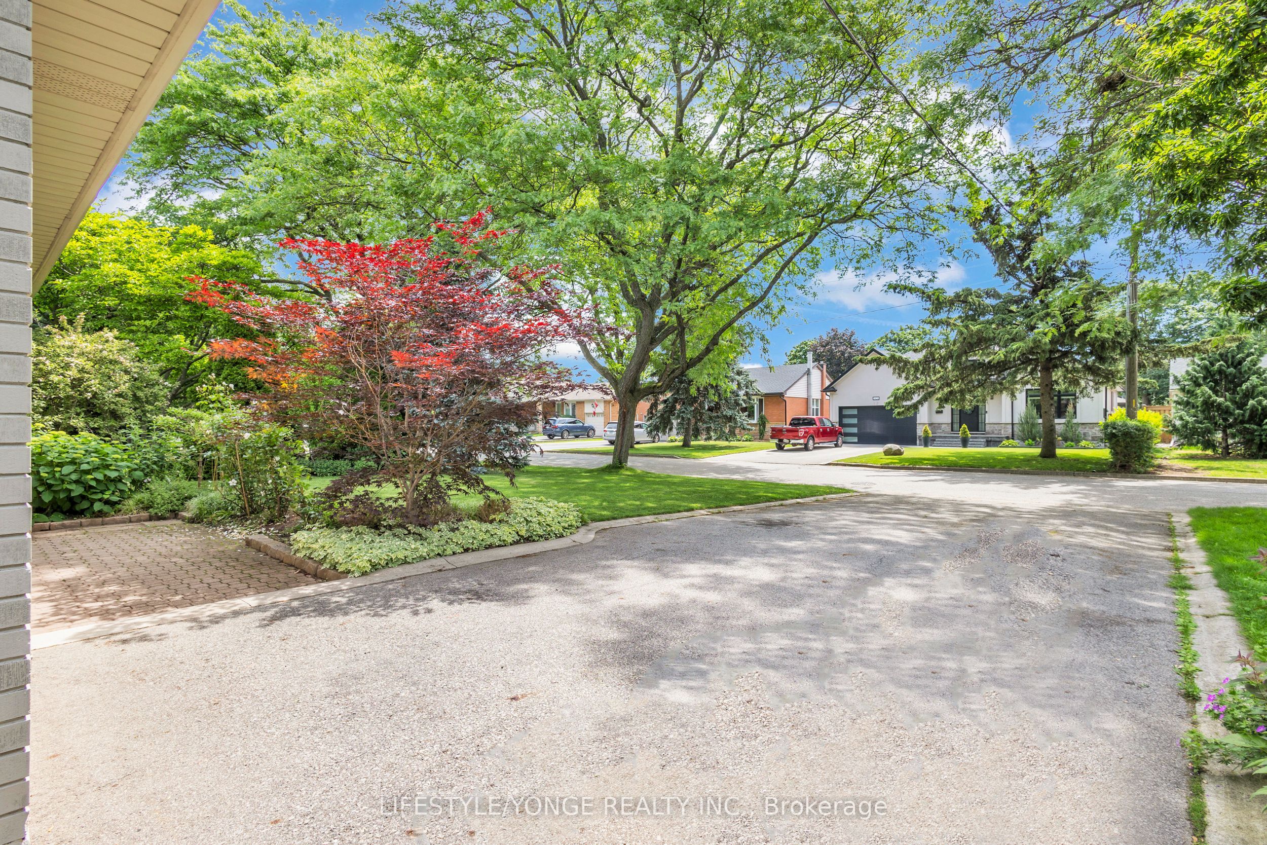 5425 Winston Road, Burlington, ON L7L 3B3 photo 5