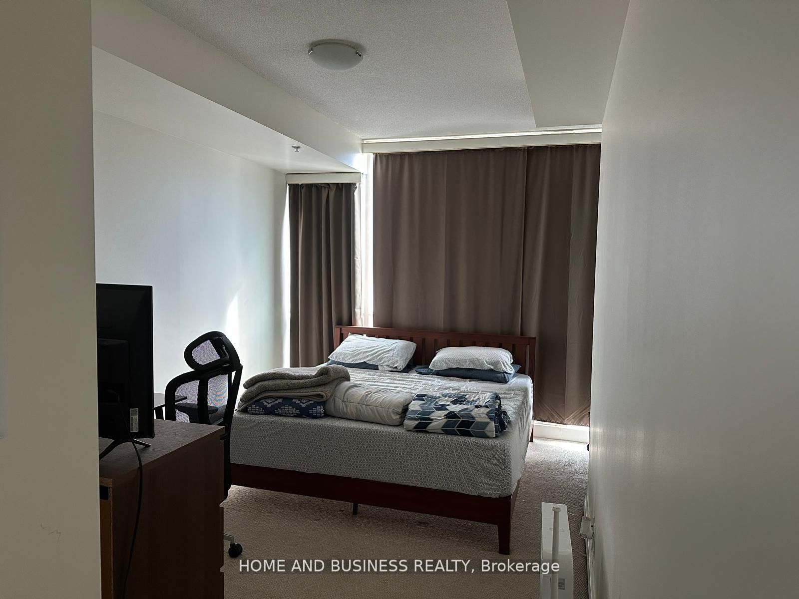 3985 Grand Park Drive 304, Mississauga, ON L5B 0H8 photo 2