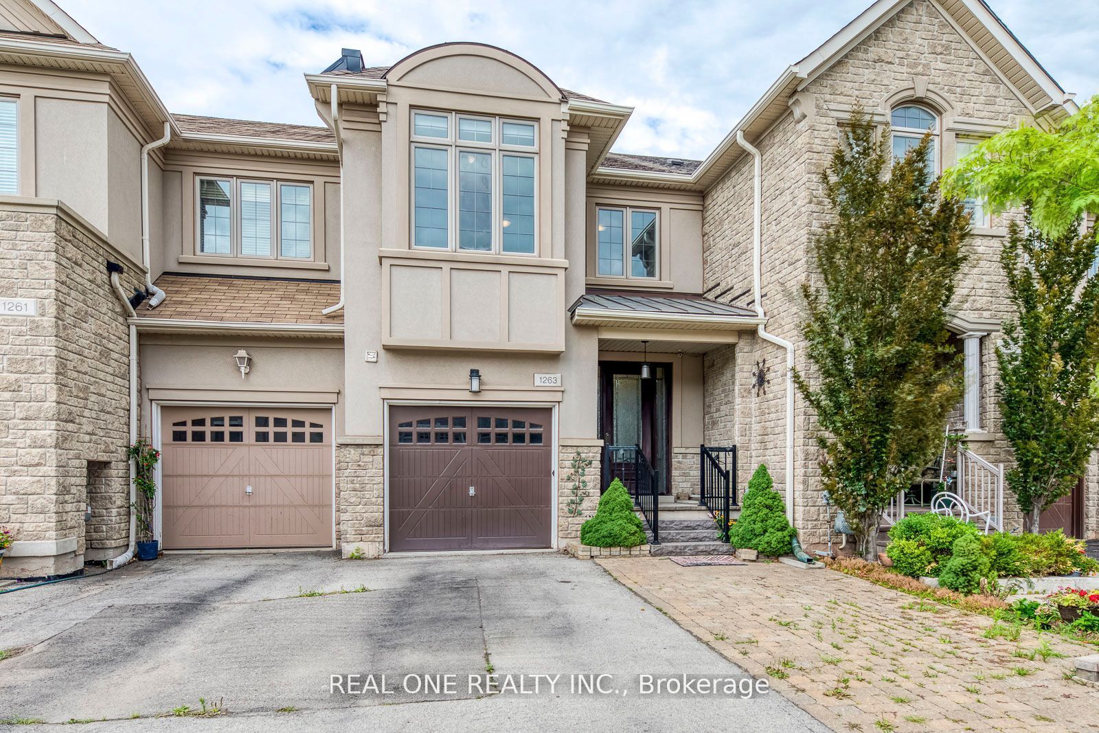 1263 Craigleith Road, Oakville, ON L6H 0B6 photo 2