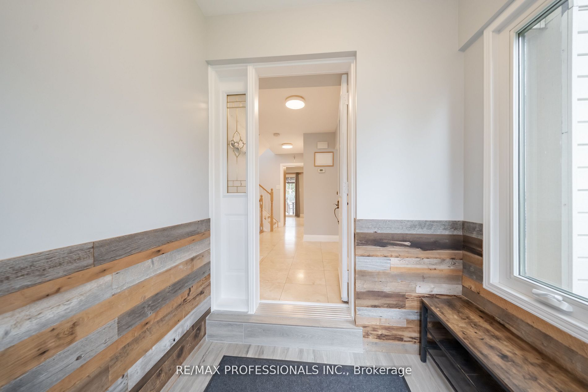 4199 Gayling Gardens, Mississauga, ON L5L 1Z8 photo 4