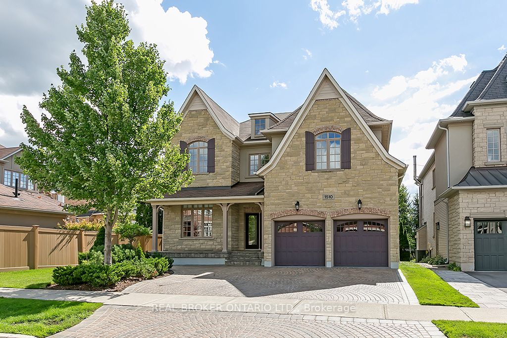 1510 Arrowhead Road, Oakville, ON L6H 7V6