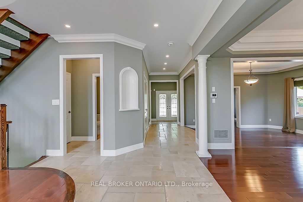 1510 Arrowhead Road, Oakville, ON L6H 7V6 photo 5