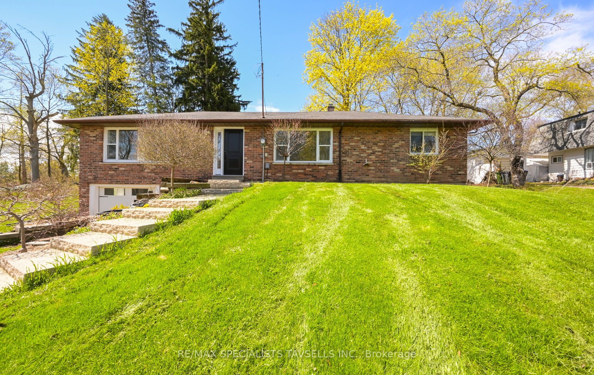 10 Victoria Street, Caledon, ON L7C 1G7 photo 3