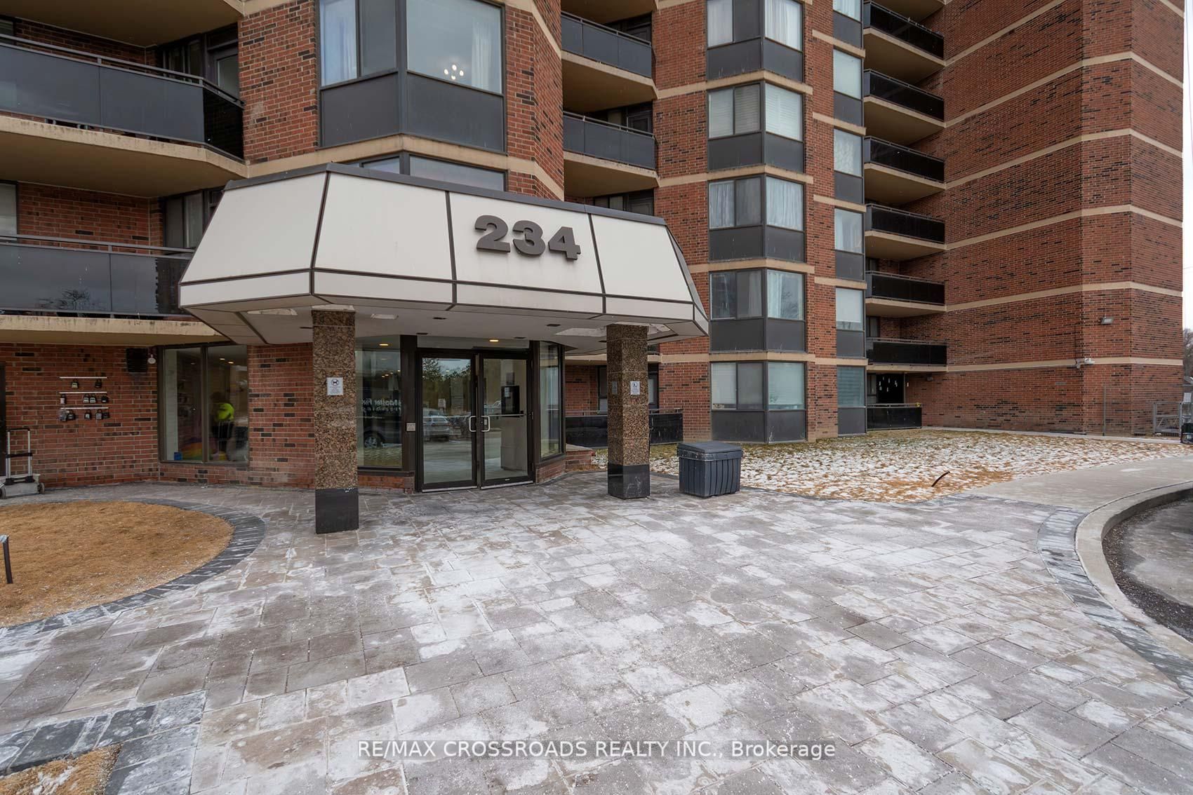 234 Albion Road 1203, Toronto, ON M9W 6A5 photo 2