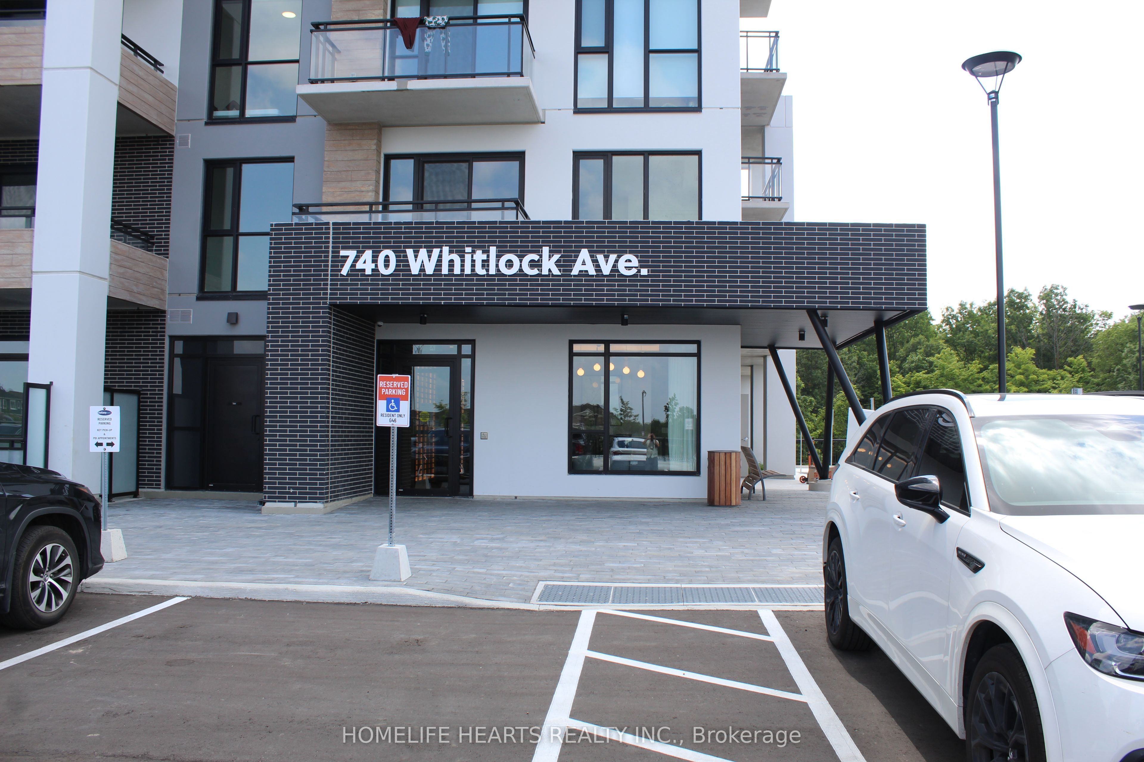 740 Whitlock Avenue 816, Milton, ON L9E 2B4 photo 3