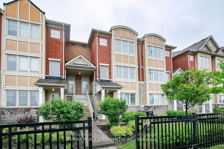 3985 Eglinton Avenue W 8, Mississauga, ON L5M 0E7 photo 2