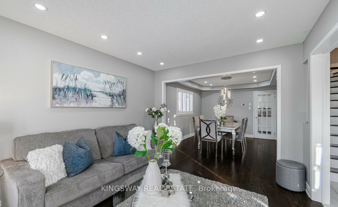 5103 Silverwater Mill Crescent, Mississauga, ON L5V 2B2 photo 4