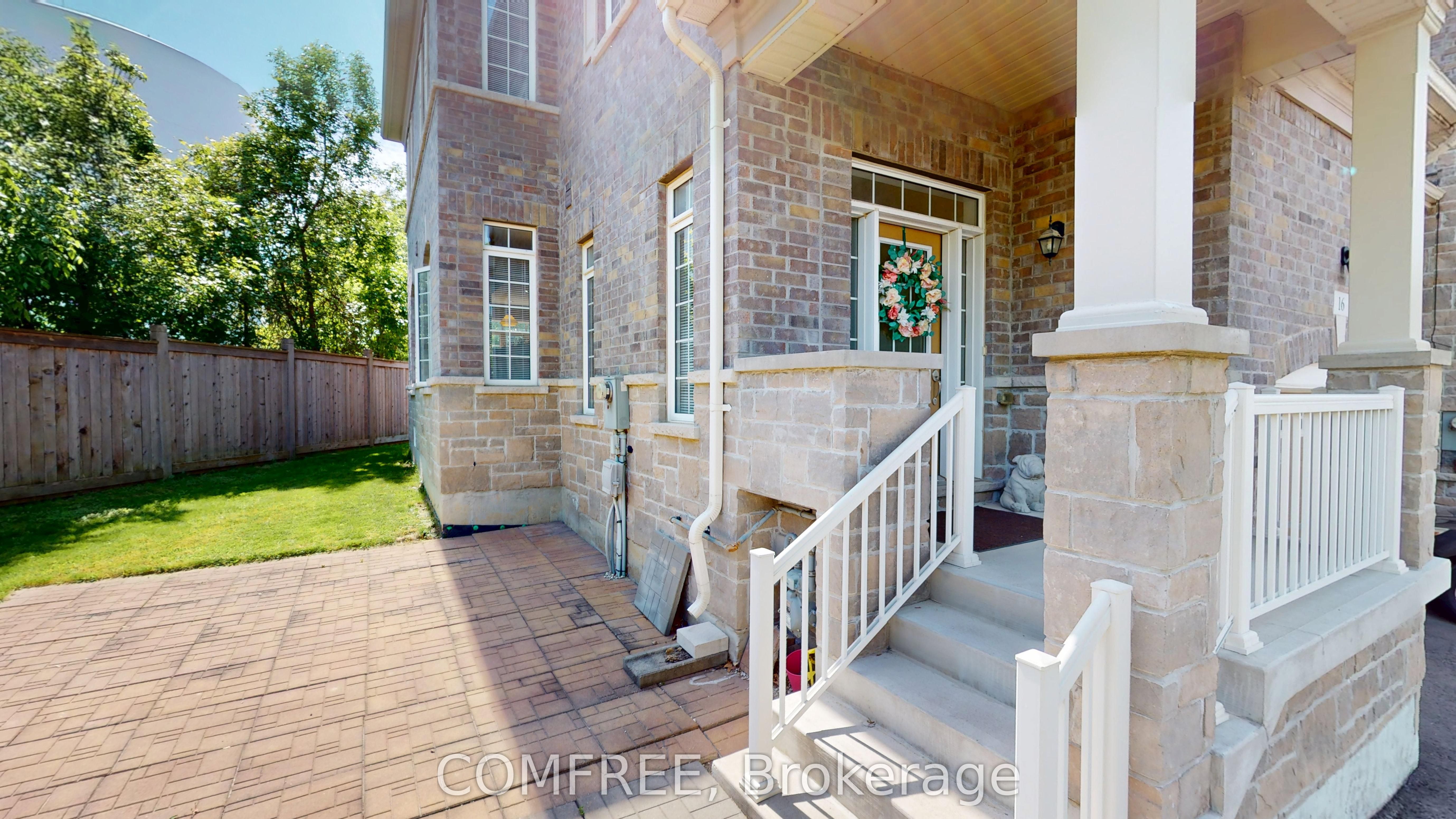 16 Ridgegate Crescent, Halton Hills, ON L7G 0L1 photo 2