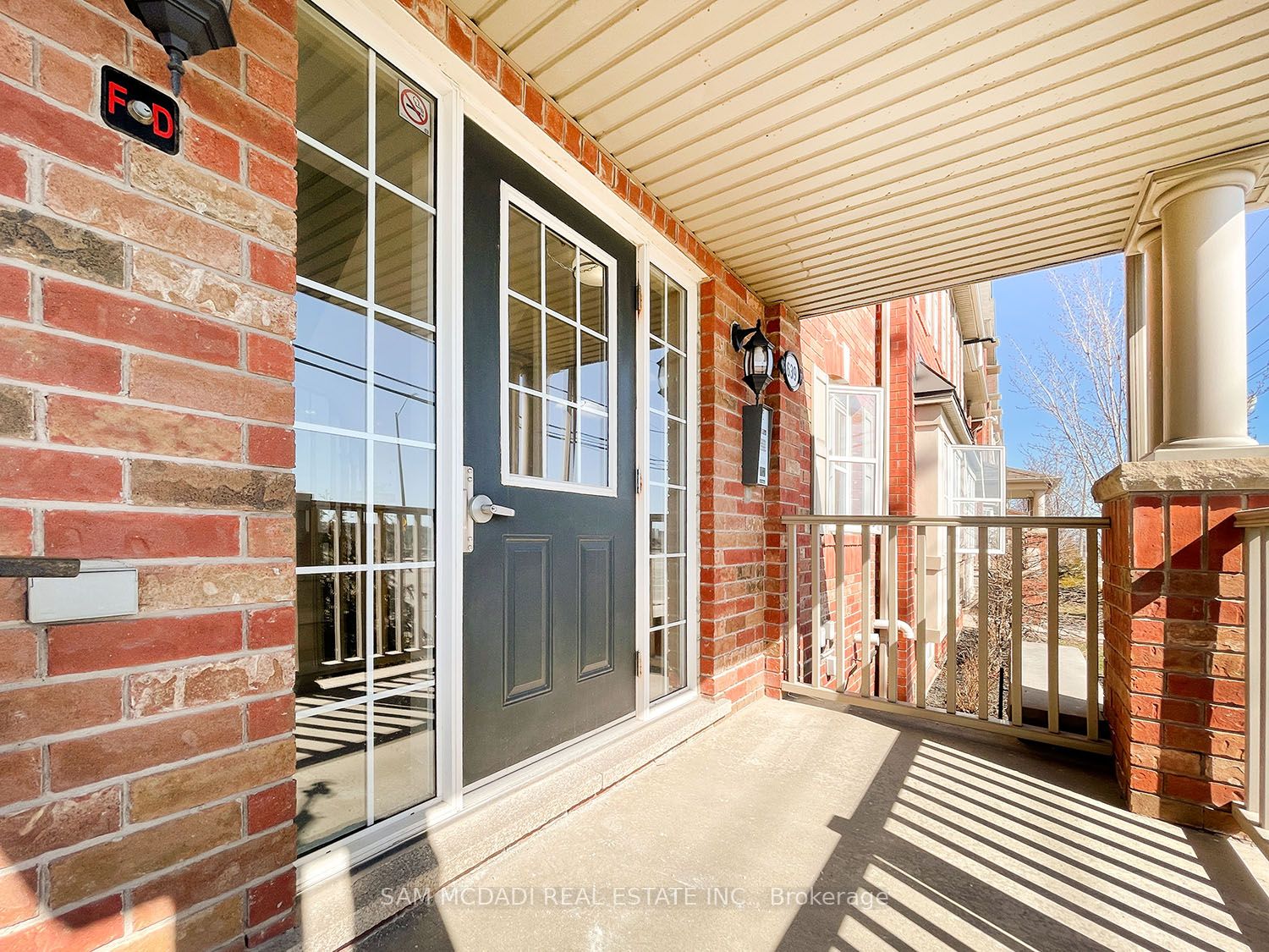 639 Dundas Street W 2, Mississauga, ON L5B 0B5 photo 5