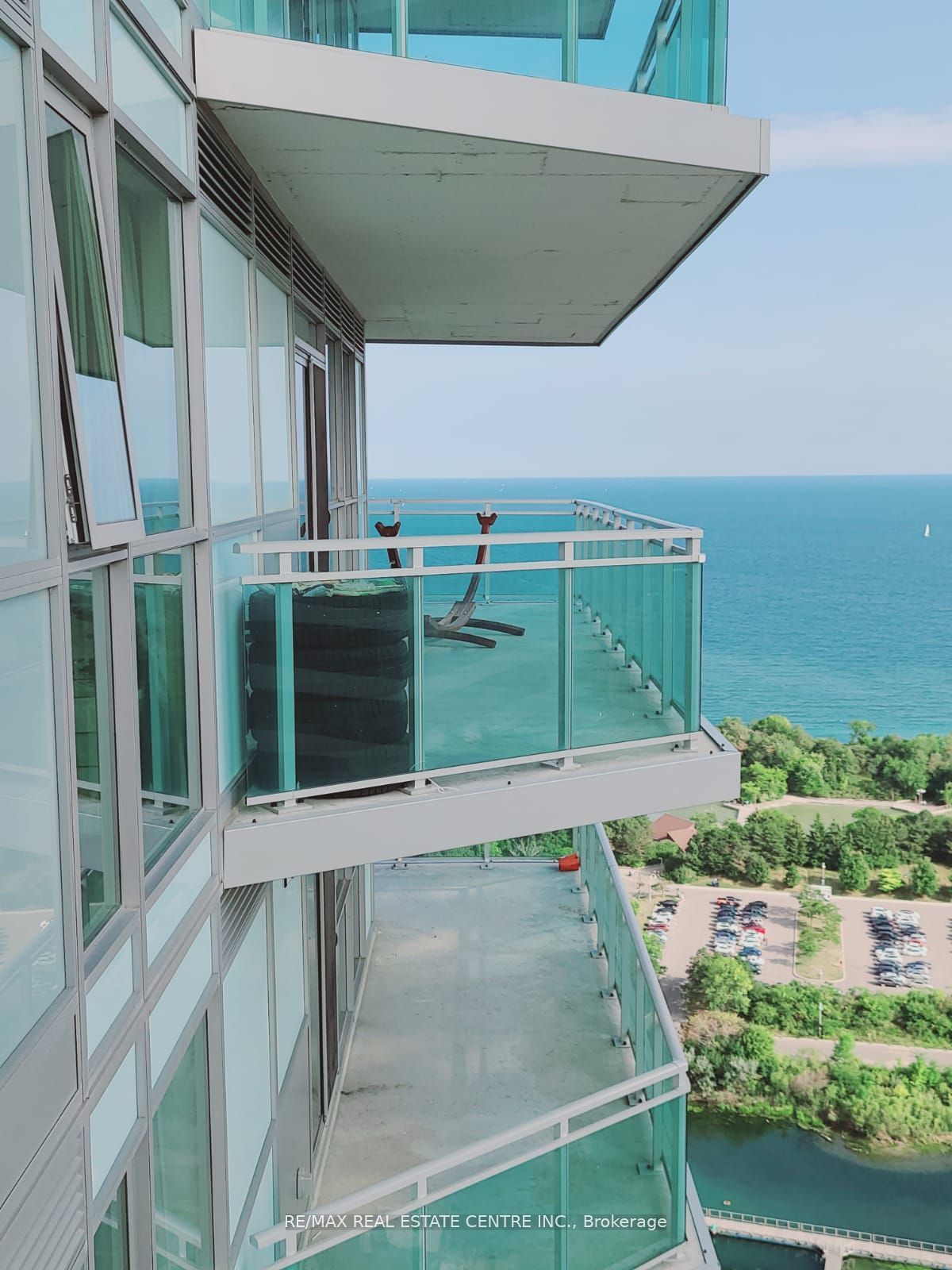 33 Shore Breeze Drive 3011, Toronto, ON M8V 0G1 photo 2
