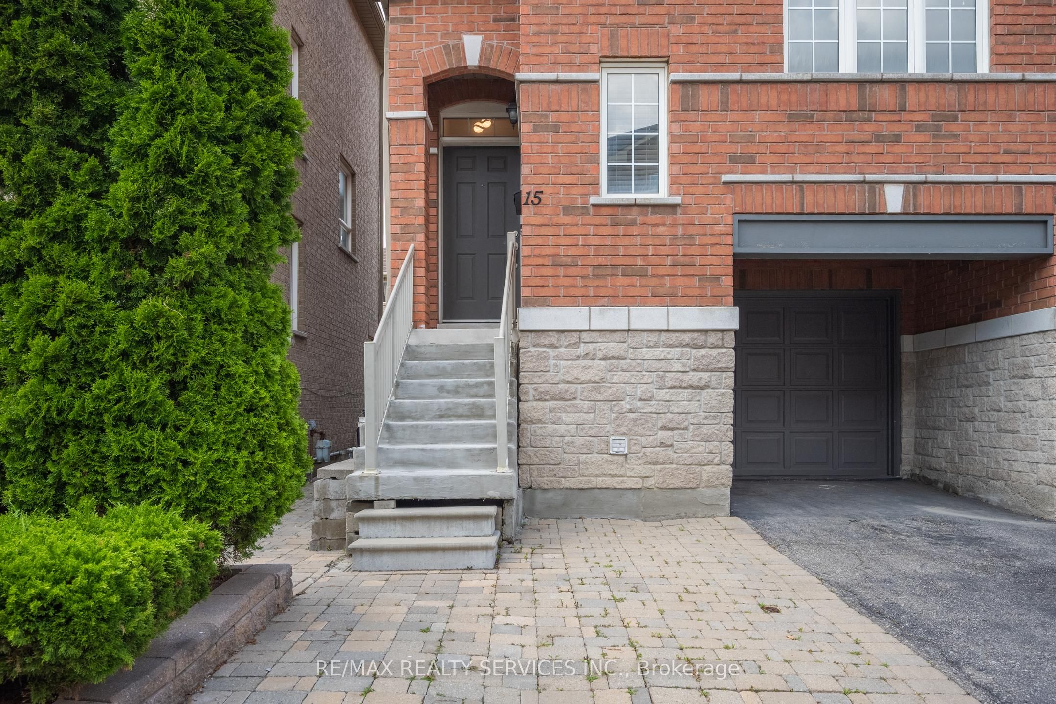 7155 Magistrate Terrace 15, Mississauga, ON L5W 1Y9 photo 2