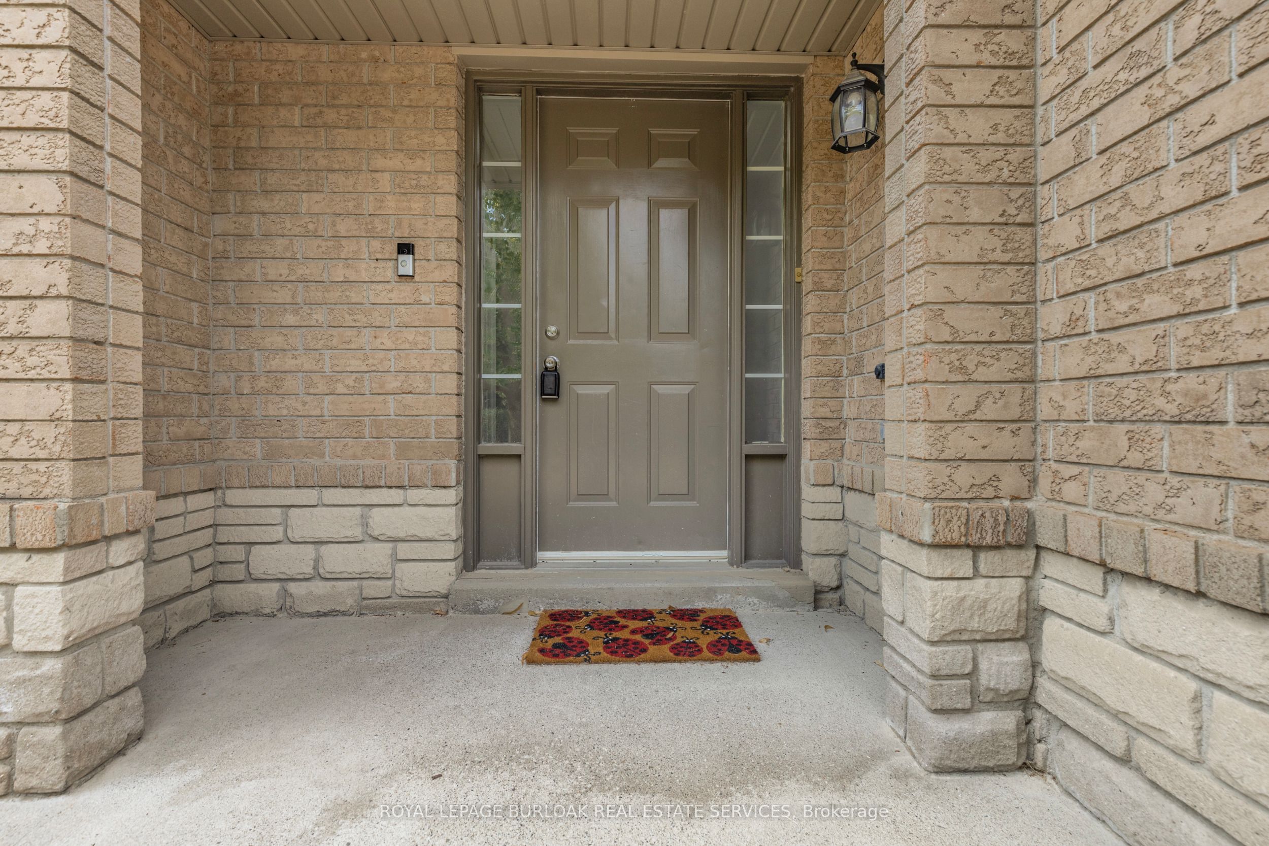 130 Robert Street 32, Milton, ON L9T 6E3 photo 2