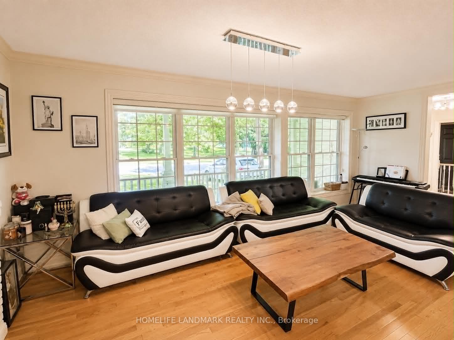 75 Cumberland Drive, Mississauga, ON L5G 3N1 photo 5