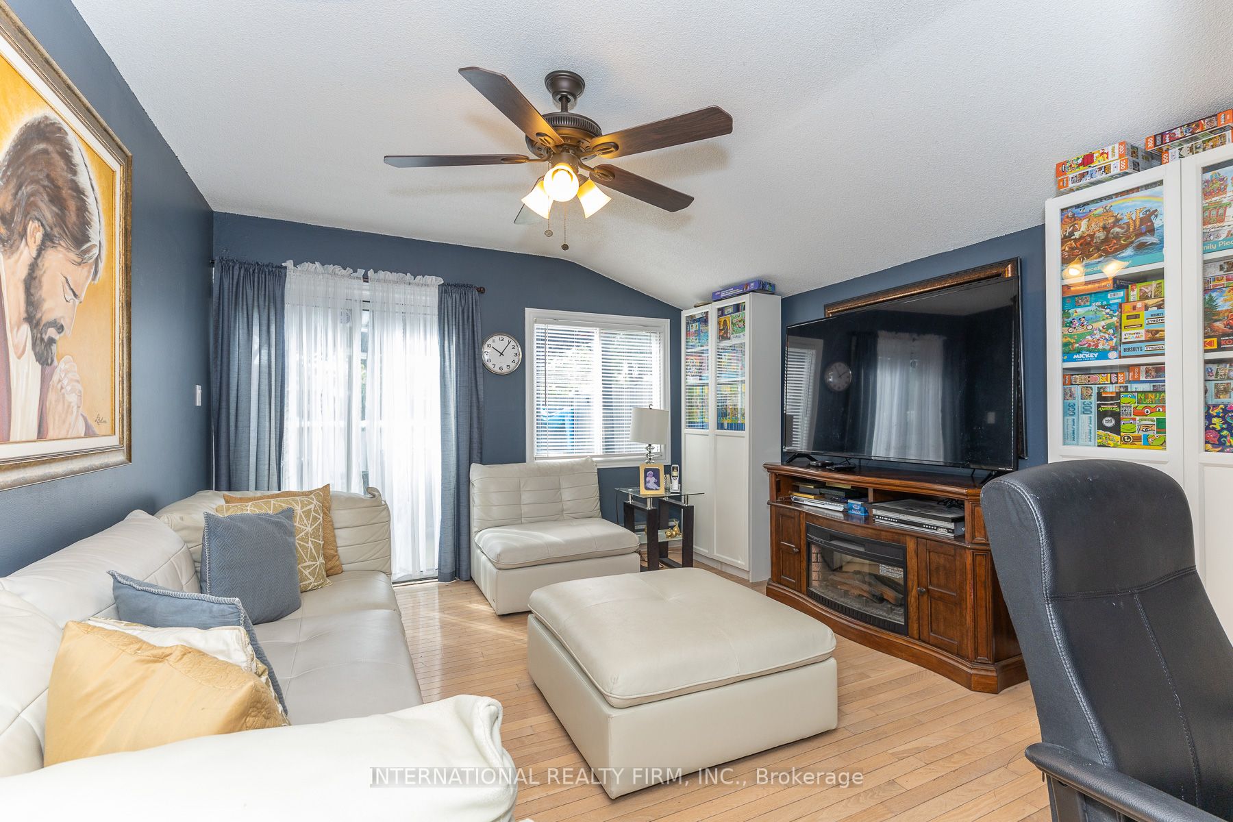 2528 Truscott Drive, Mississauga, ON L5J 2B5 photo 5