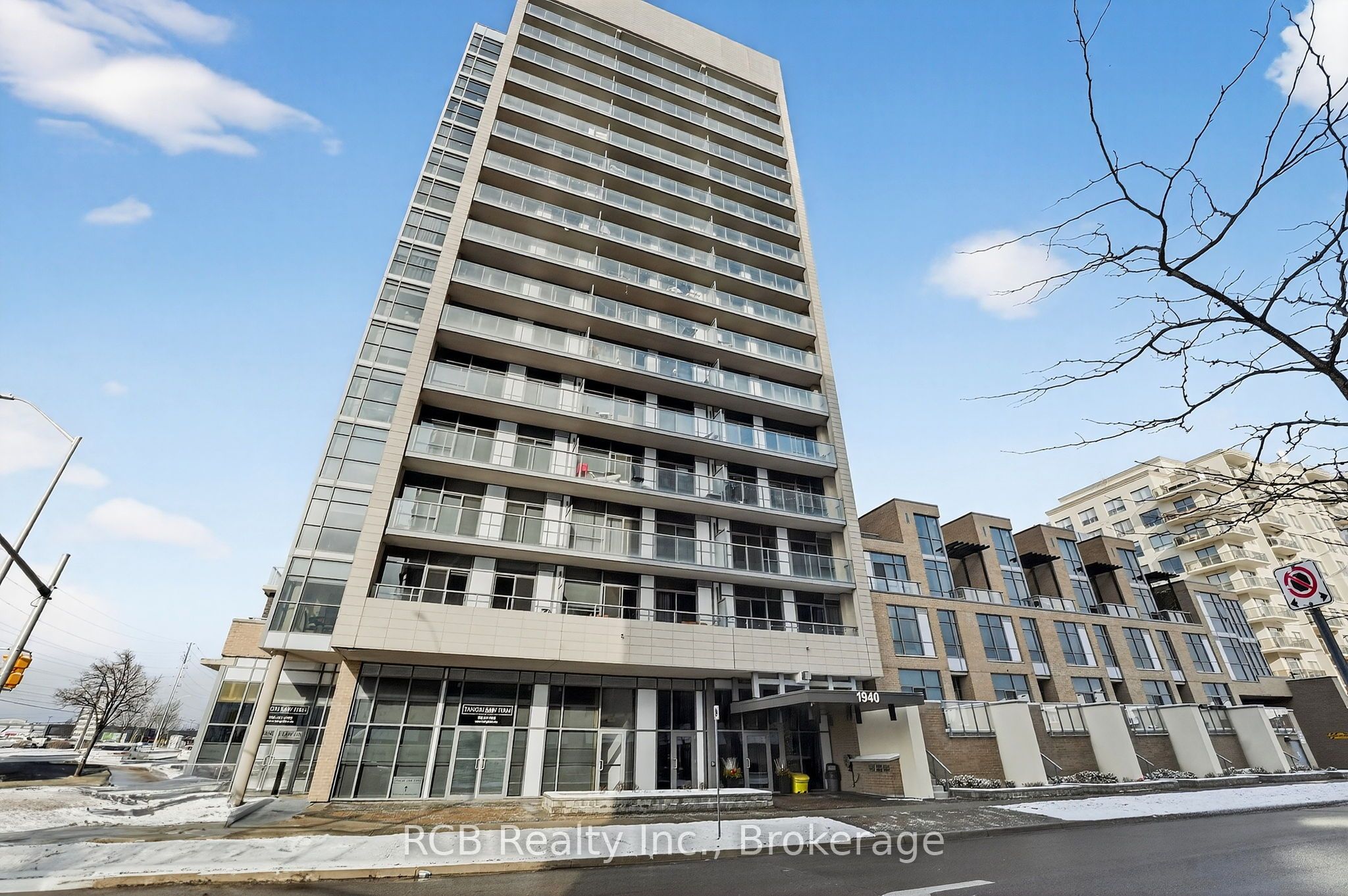 1940 Ironstone Drive 1006, Burlington, ON L7L 0E4 photo 4