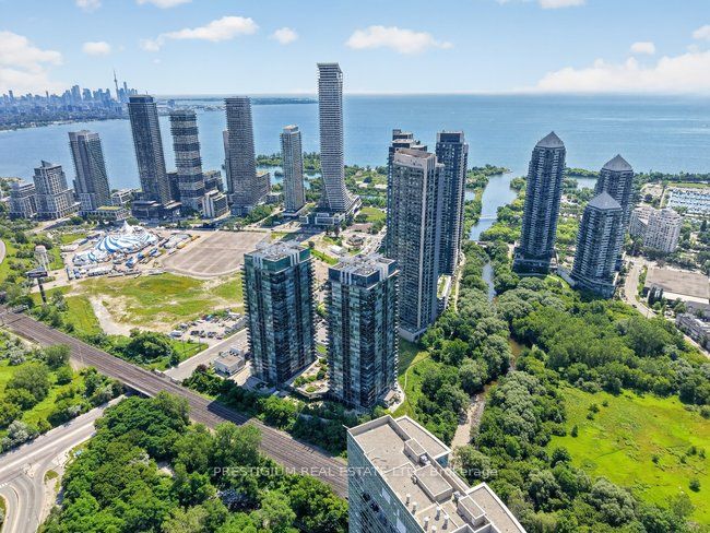 88 Park Lawn Road 1908, Toronto, ON M8Y 0B5