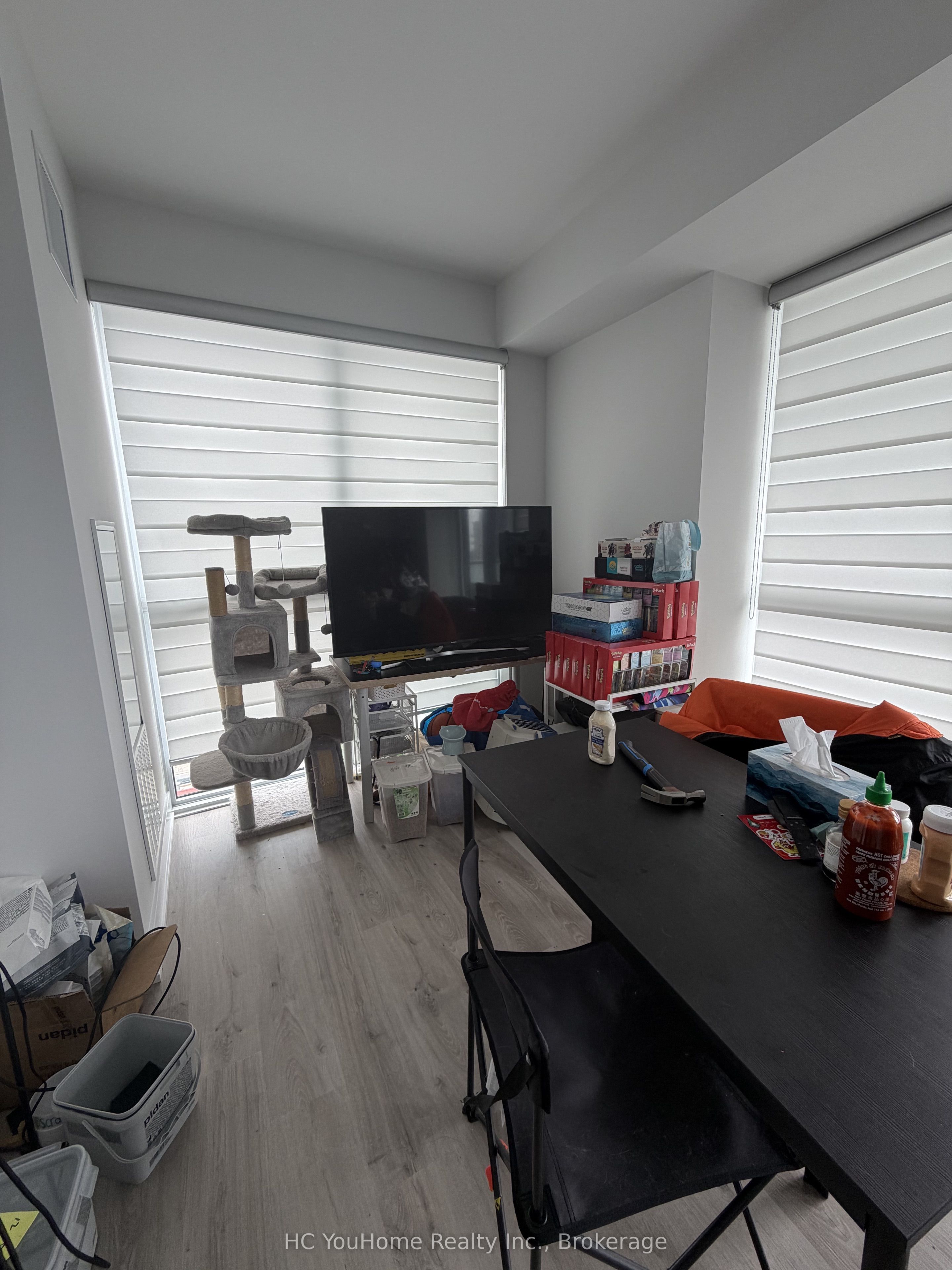 430 Square One Drive 3411, Mississauga, ON L5B 0L6 photo 2
