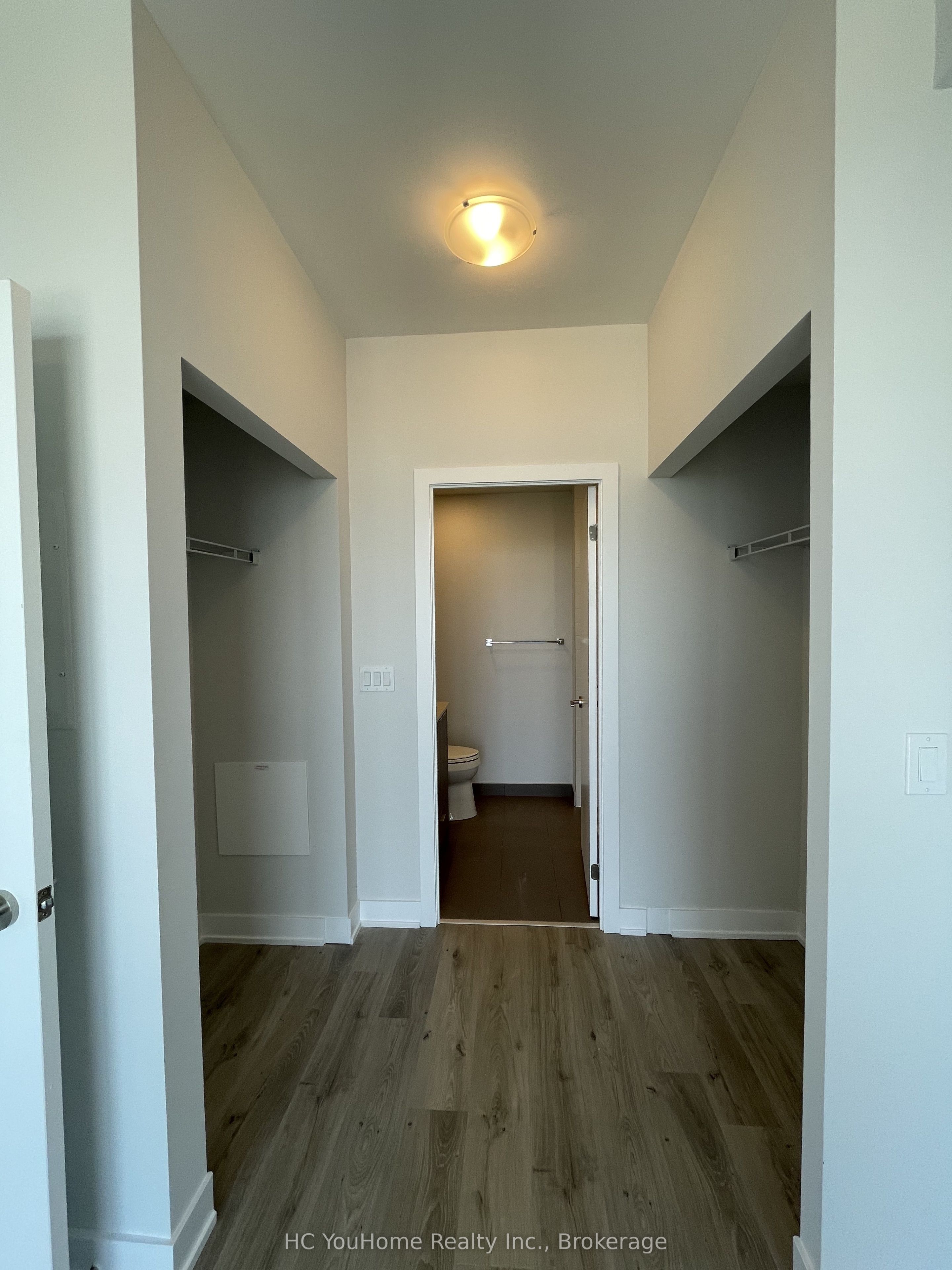 430 Square One Drive 3411, Mississauga, ON L5B 0L6 photo 4