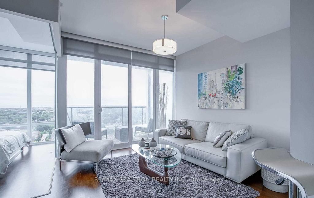 88 Park Lawn Road 2803, Toronto, ON M8Y 0B5