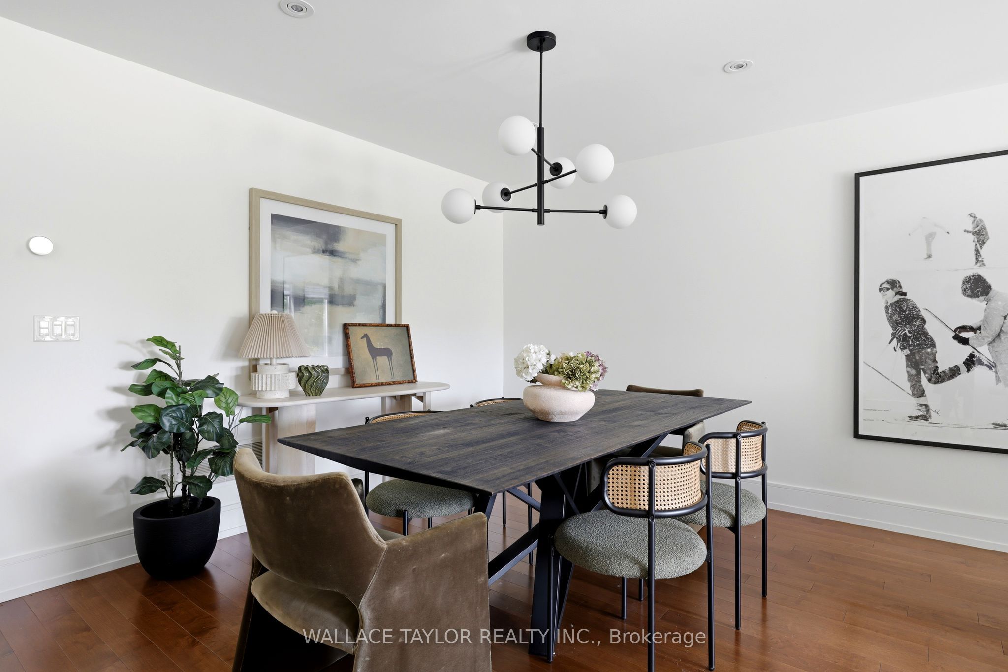 76 Ash Crescent, Toronto, ON M8W 1E6 photo 3