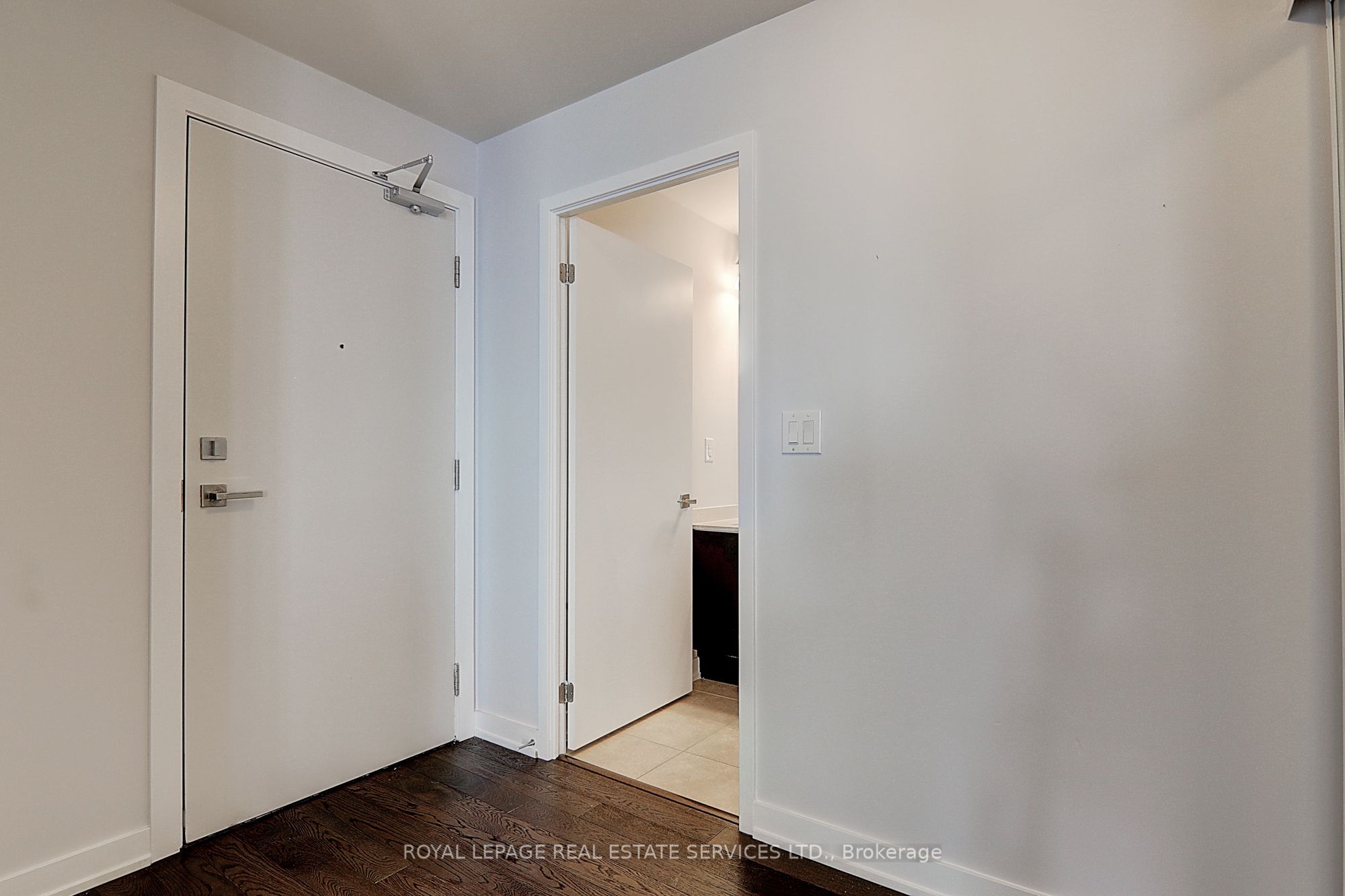4011 Brickstone Mews 4510, Mississauga, ON L5B 0J7 photo 4