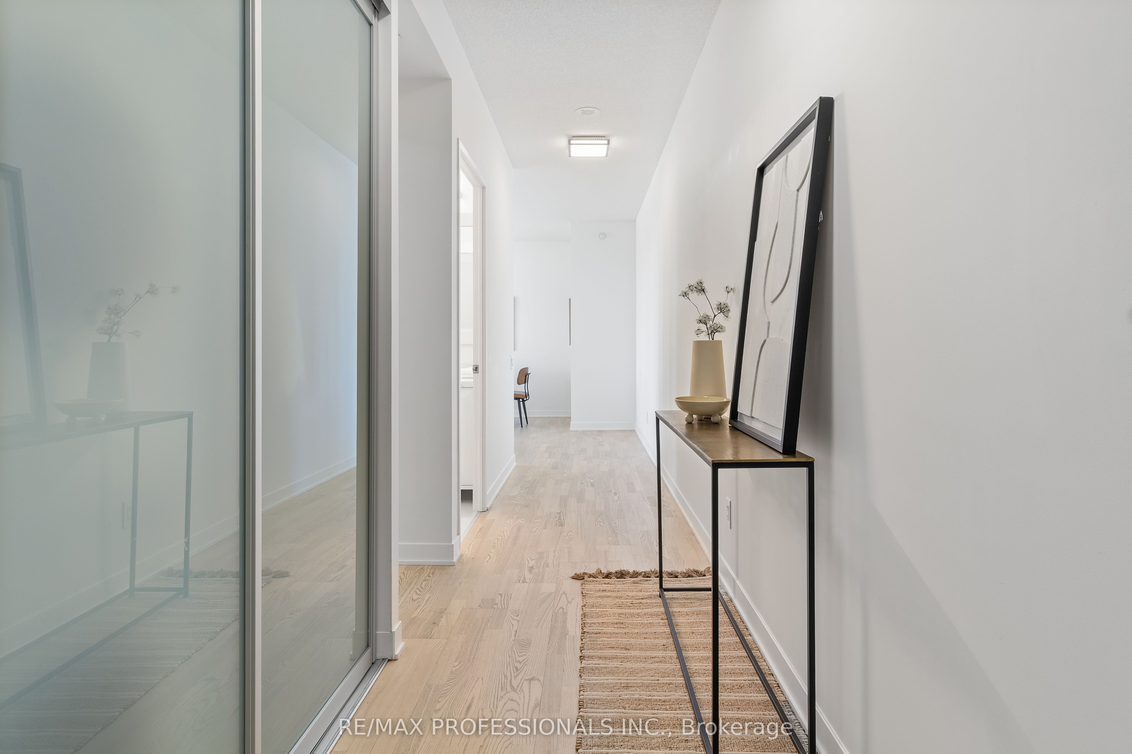 90 Park Lawn Road 1708, Toronto, ON M8Y 0B6 photo 5