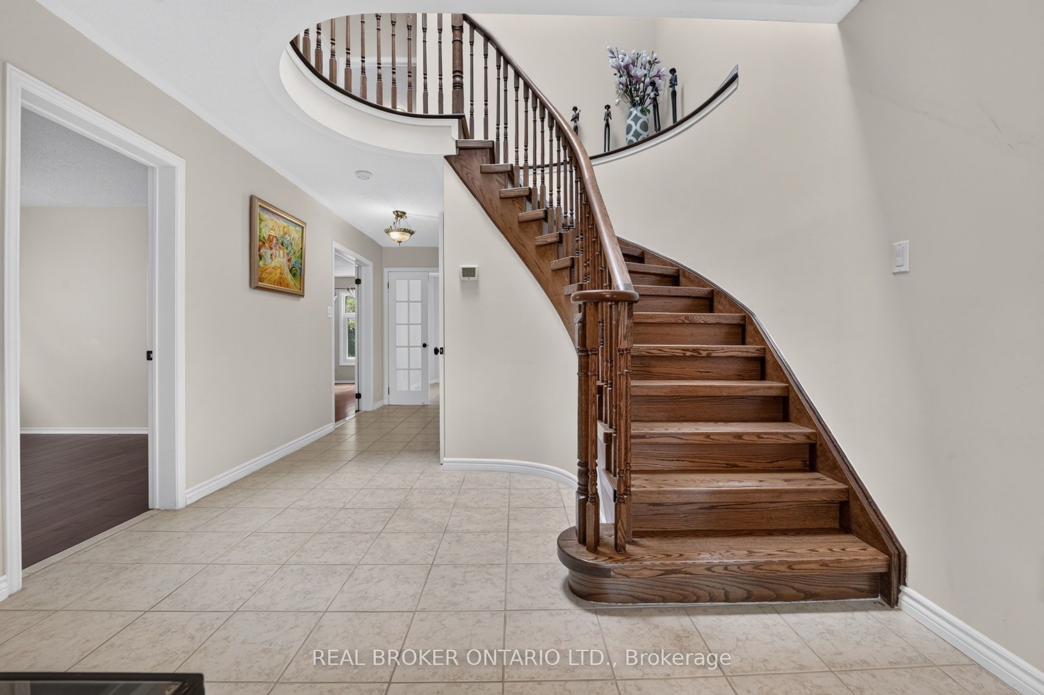 2152 Grand Ravine Drive, Oakville, ON L6H 6B3 photo 4
