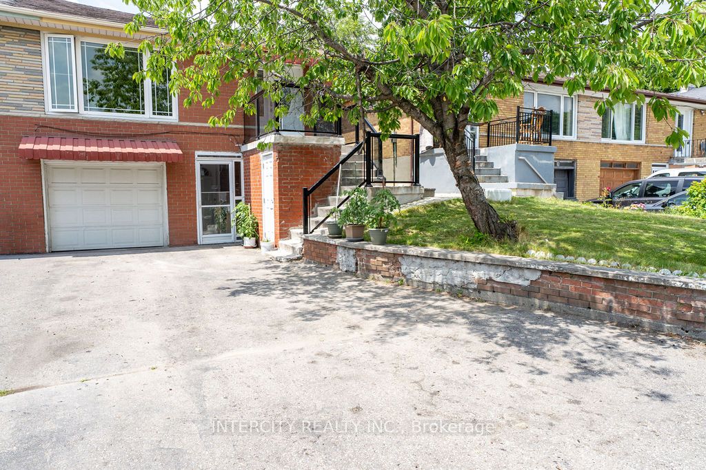 76 Felan Crescent, Toronto, ON M9V 3A3 photo 3