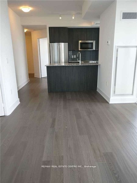 20 Shore Breeze Drive 2004, Toronto, ON M8V 1A1 photo 3