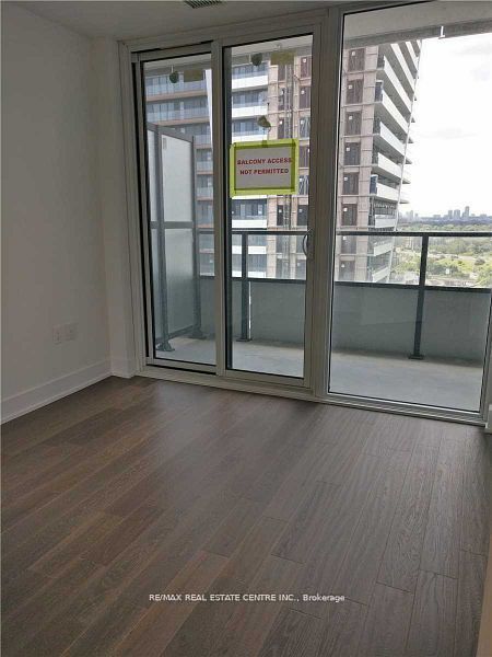 20 Shore Breeze Drive 2004, Toronto, ON M8V 1A1 photo 5