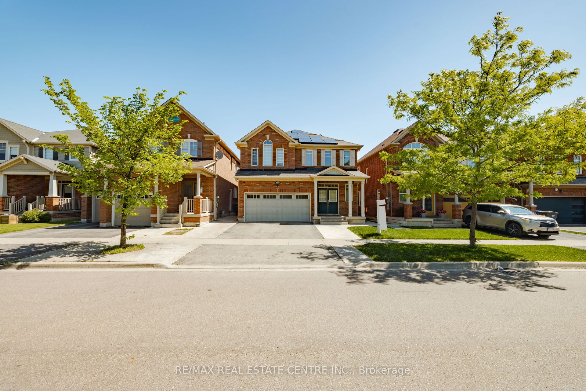 58 Seafair Crescent, Brampton, ON L6Y 5W3 photo 3