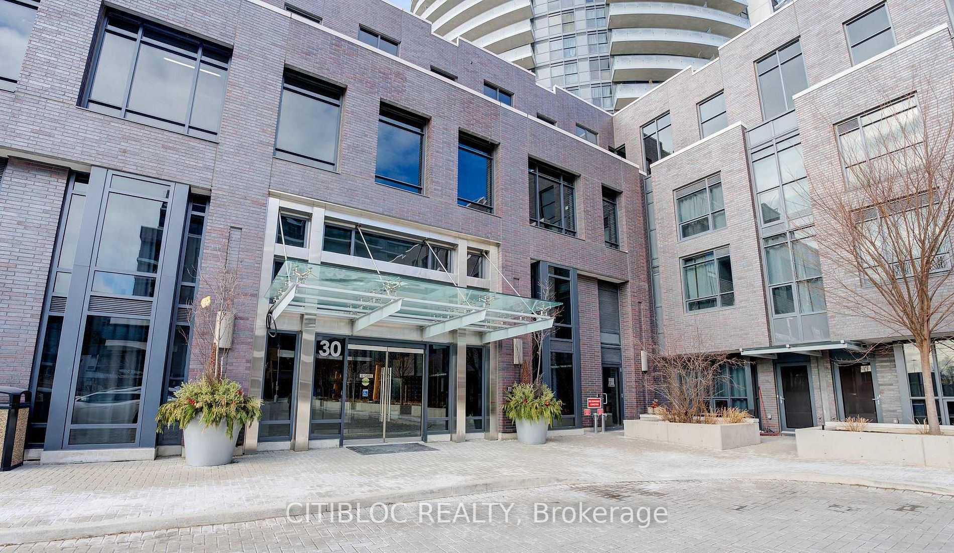 30 Gibbs Road 1306, Toronto, ON M9B 6L6 photo 2