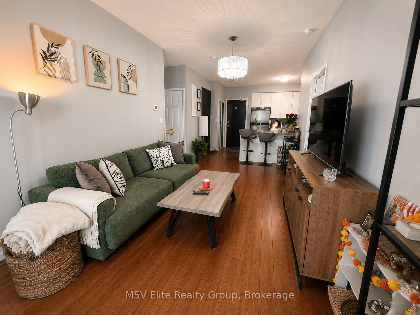 3504 Hurontario Street 212, Mississauga, ON L5B 0B9