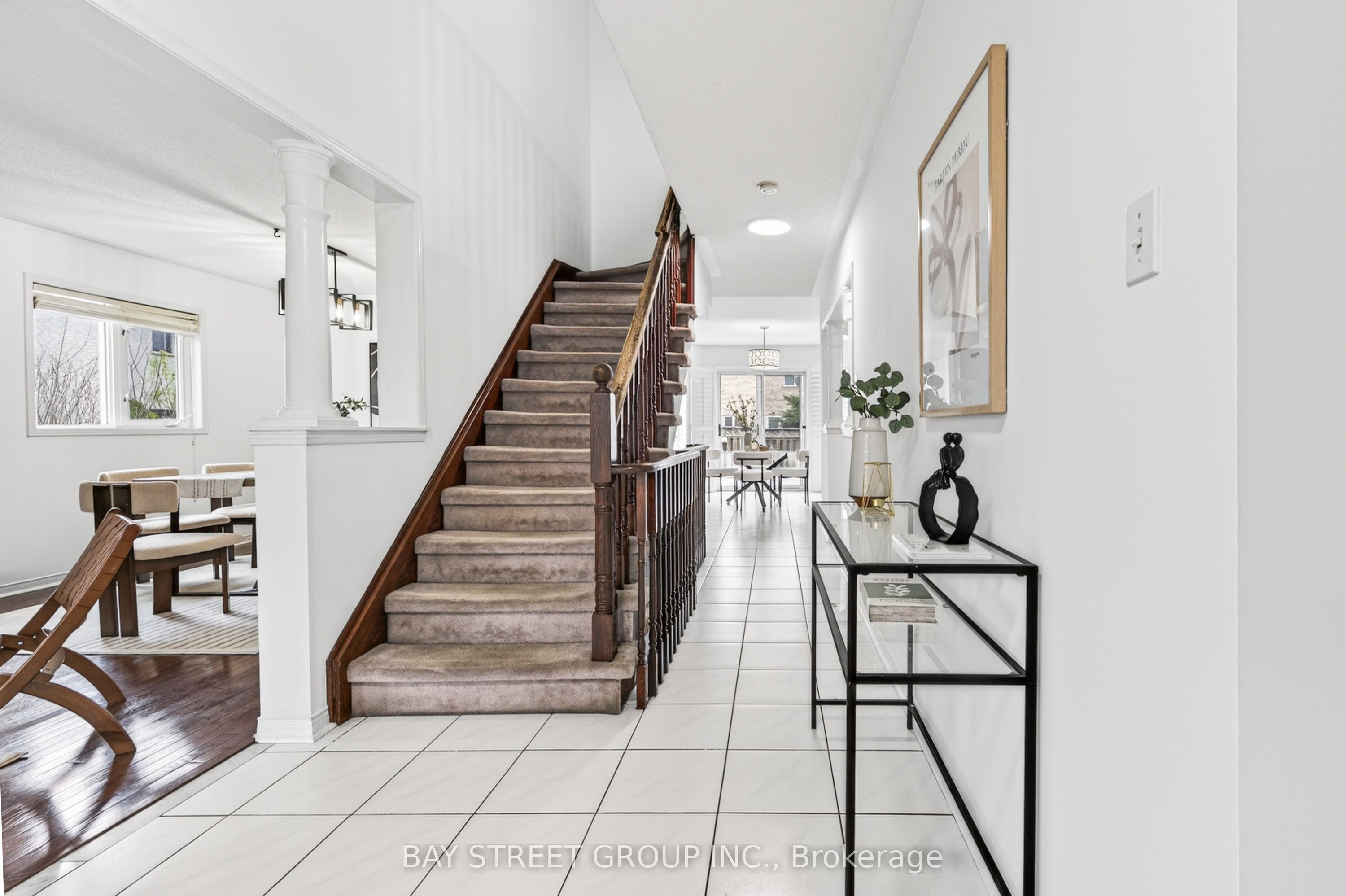 2370 Eden Valley Drive, Oakville, ON L6H 6K9 photo 3